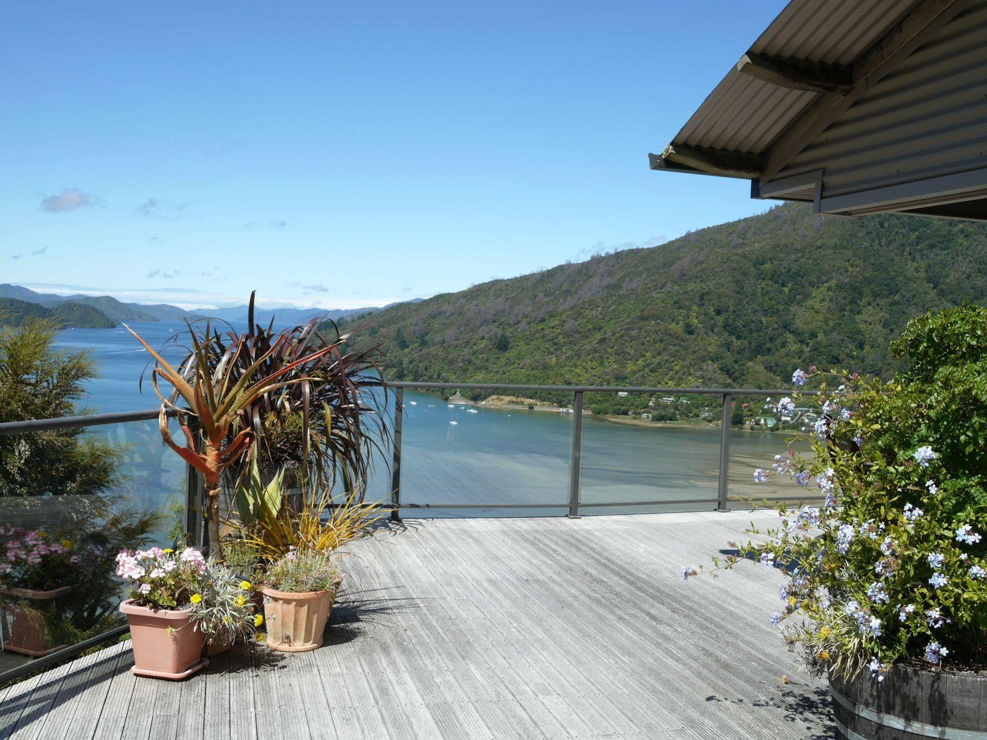 Okiwa Bay Lodge Picton Dış mekan fotoğraf